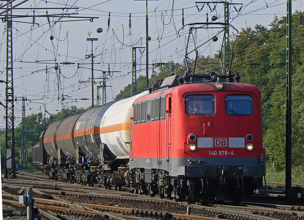 140 678-4 in Gremberg am 29.09.2010