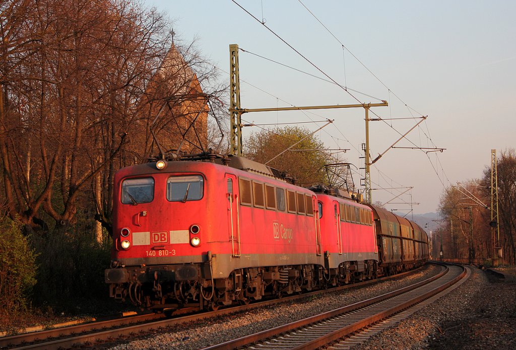 140 810-3 und 140 xxx-x in Bonn Oberkassel am 28.03.2012