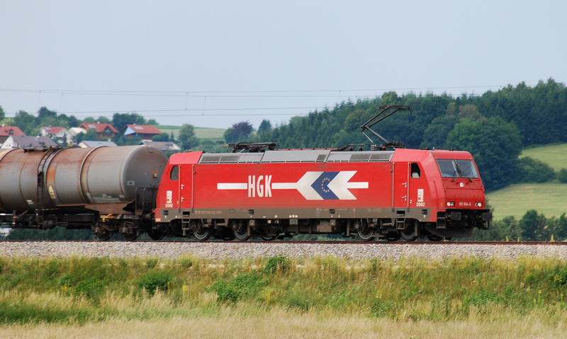 185 604-6, HGK 2062, aufgenommen am 17.06.11, kurz nach Burgau.