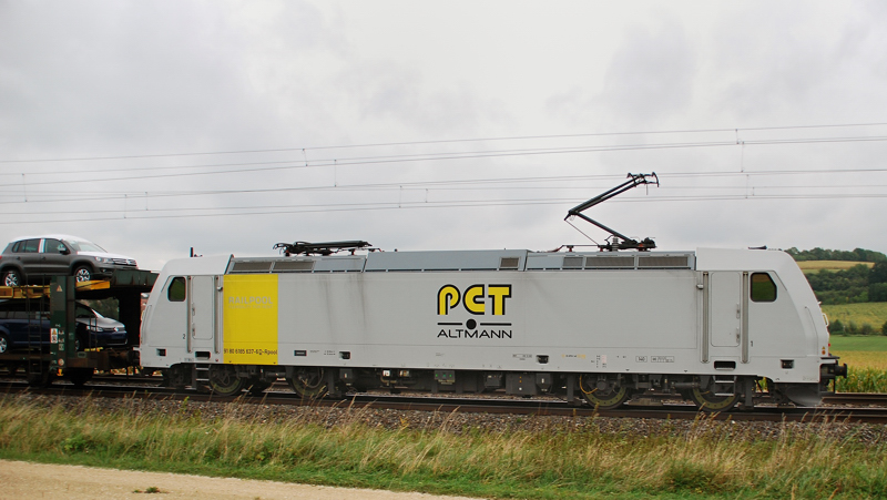 185 637-6, PCT, aufgenommen am 31.08.12, bei Treuchtlingen.