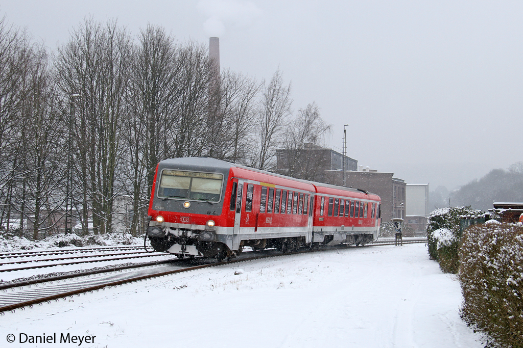 Der 928 501 als RB47 nach Wuppertal Hbf in Wuppertal-Rauenthal am 17,01,13