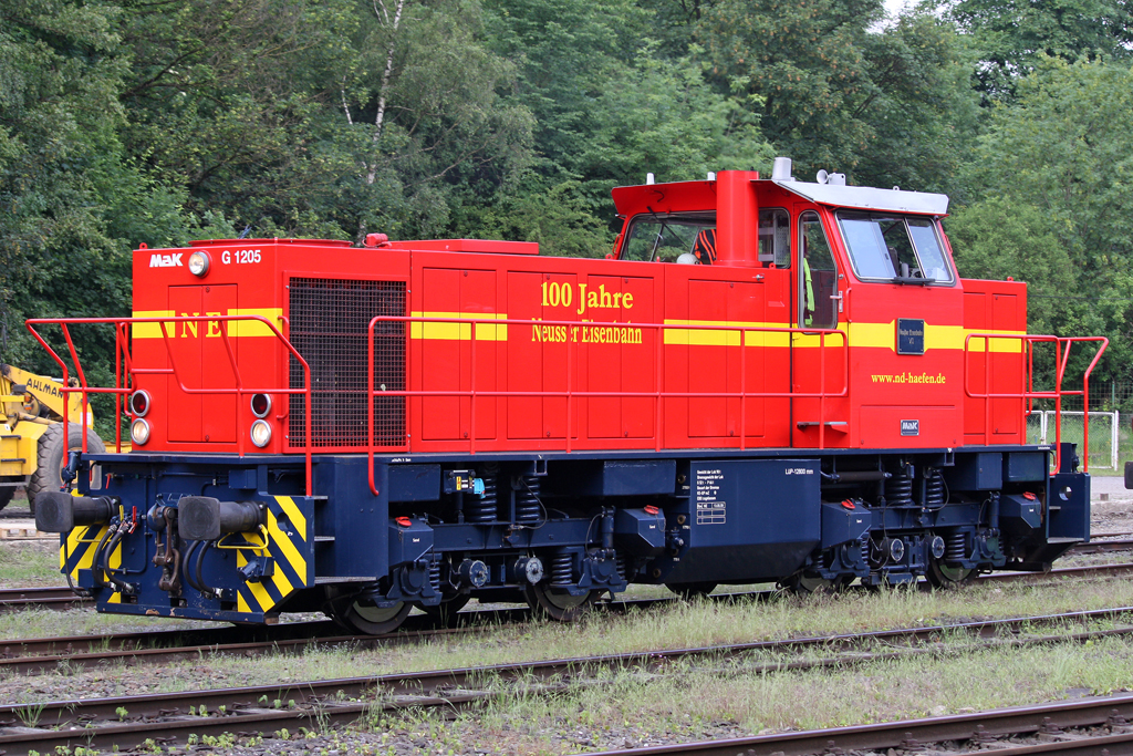 Die NE VI der Neusser Eisenbahn in Dornap-Hahnenfurt am 09,06,10