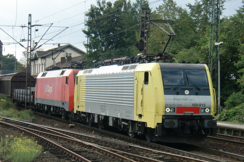 ES 64 F4-015 am 17.09.10. mit 152 und Zug am Haken in Bonn Beuel.