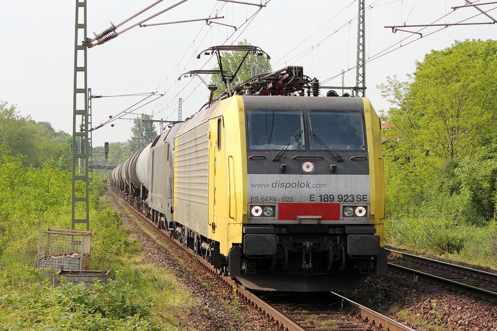 ES 64 F4-923SE und 182 533 mit Kesselzug in Bonn Oberkassel am 26.04.2011