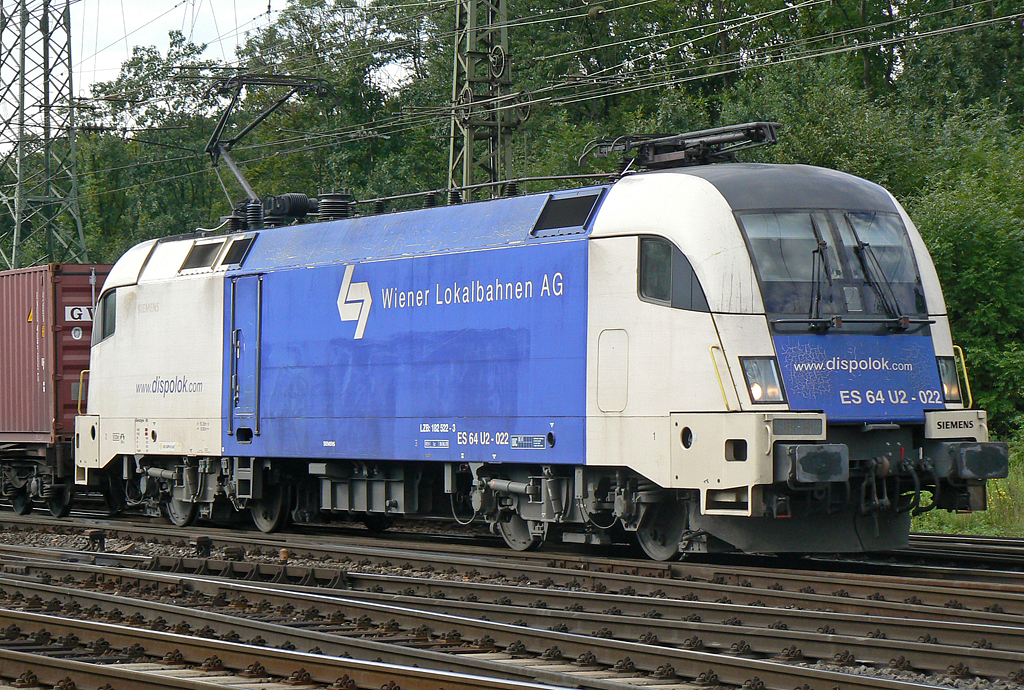 ES 64 U2 022  der Wiener Lokalbahnen in Gremberg am 19.08.2010