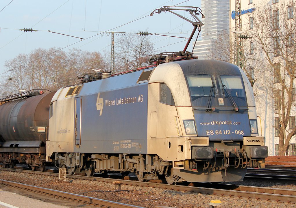 ES 64 U2-068 der Wiener Lokalbahnen als Lokportait in Kln West am 15.03.2011