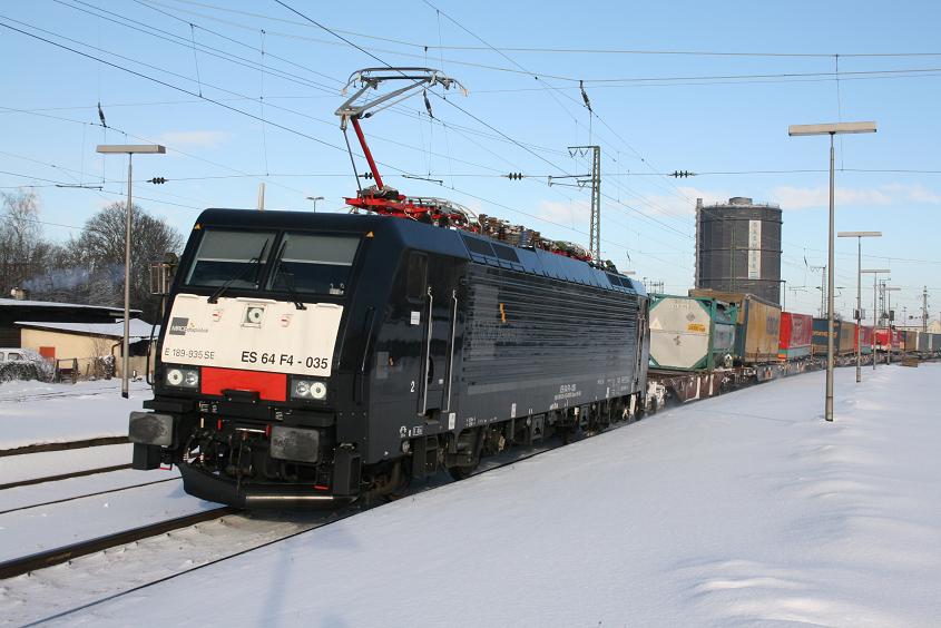 ES64F4-035(189 935SE)mit KLV-Zug Richtung Augsburg HBF in Augsburg-Oberhausen