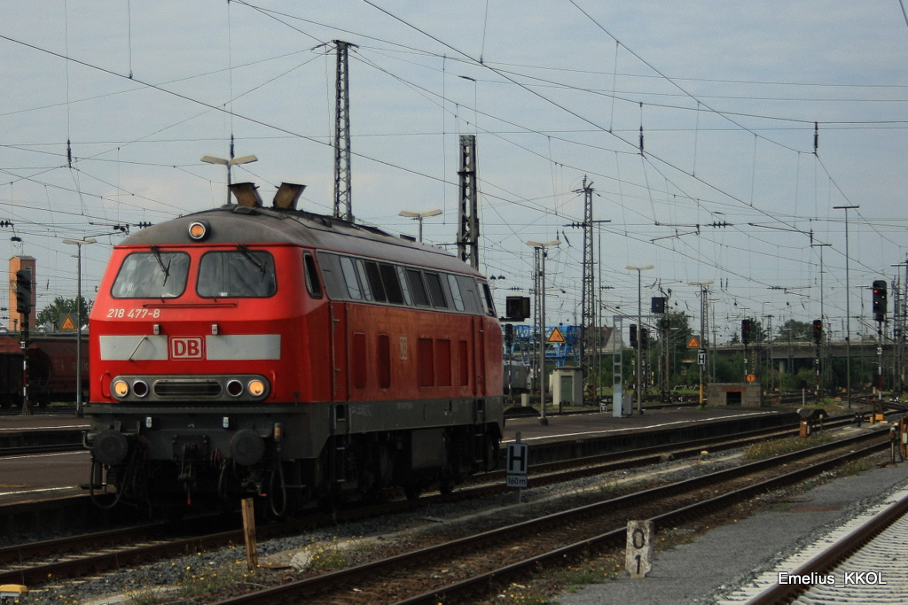 Nochmals 218 477 beim Umsetzen am 04.09.2010 im Schweinfurter Hbf.