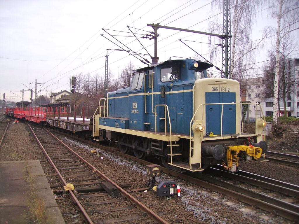 RSE 365 131-2 mit Rungenwagen in Beuel