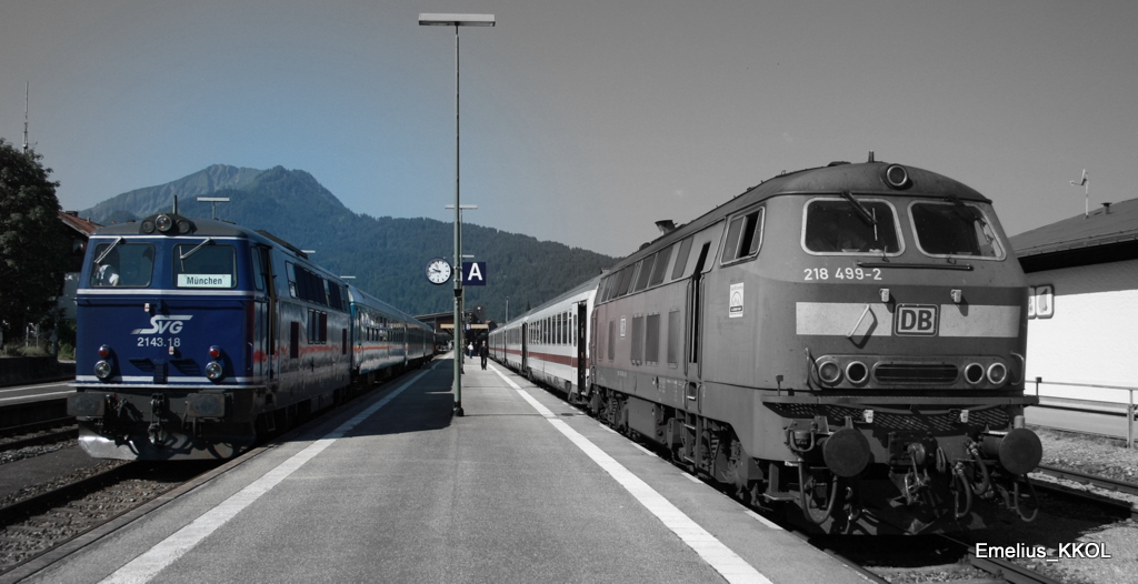 SVG 2143.18 und 218 499 die zweite am 03.07.2010 im Bahnhof Oberstdorf.