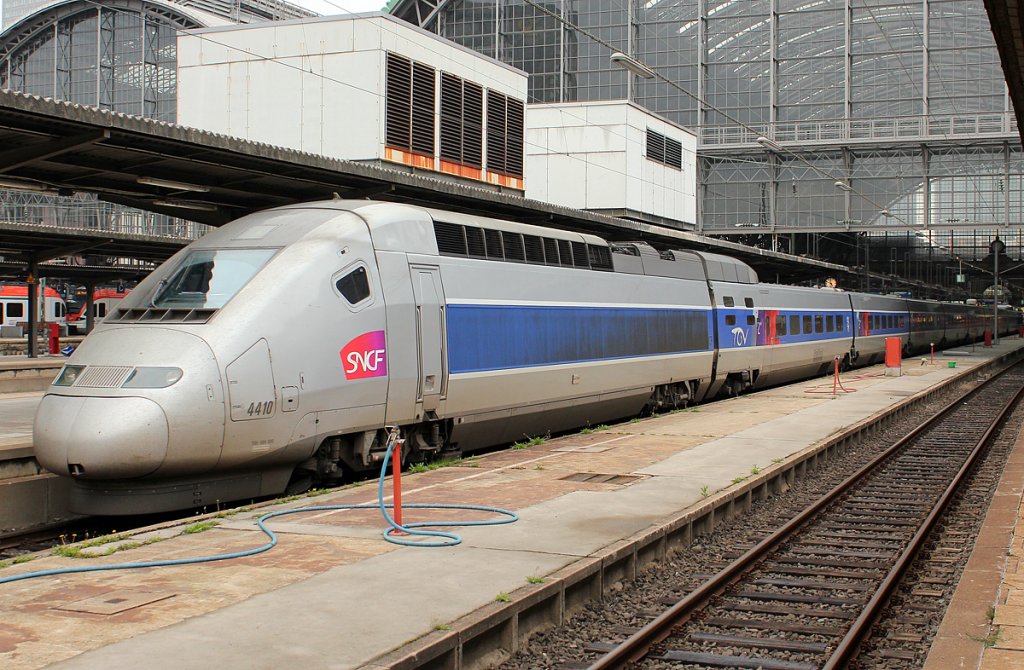 TGV 4410 in Frankfurt(M) Hbf am 20.07.2011