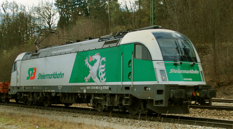 1216 960-5, Steiermarkbahn, aufgenommen am 19.03.14, in Aling.