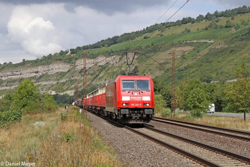 Die 185 292-0 in Thngersheim am 20.08.2013