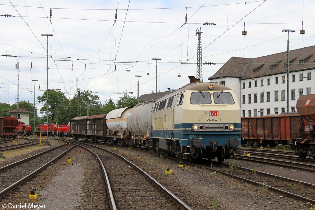 Die 217 014-0 bei der Zugparade im DB Museum Koblenz Ltzel am 14.06.2014