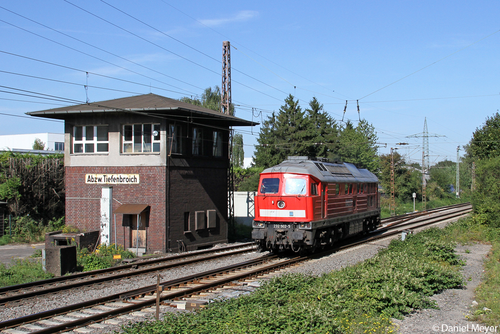 Die 232 502-5 Lz nach Wlfrath Rodenhaus in Ratingen Tiefenbroich am 28.09.2013