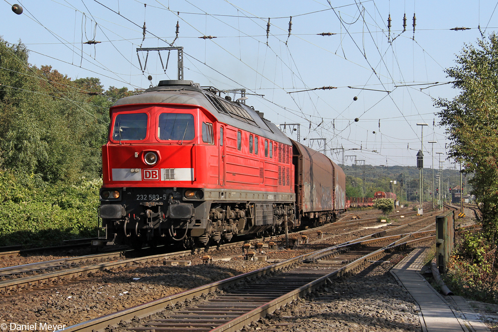 Die 232 583-5 in Duisburg Hochfeld-Sd am 01.10.2013