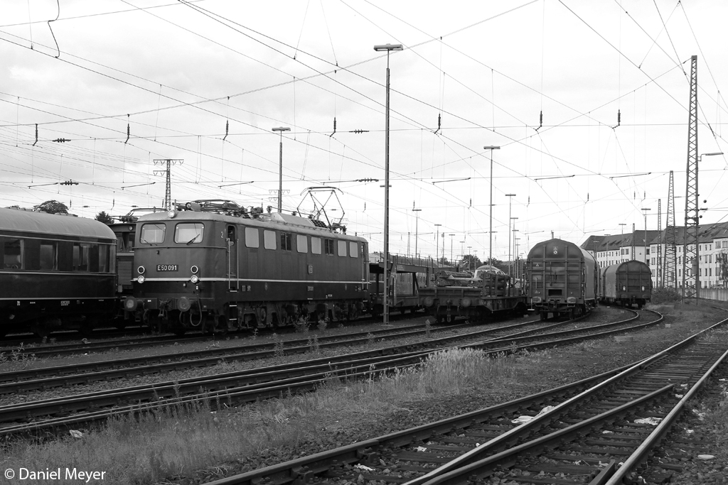 Die E50 091 bei der Zugparade im DB Museum Koblenz Ltzel am 14.06.2014