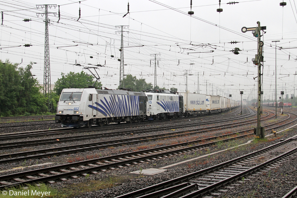 Die Lokomotion 185 662-4 und 139 135-8 in Koblenz ltzel am 10.06.2013
