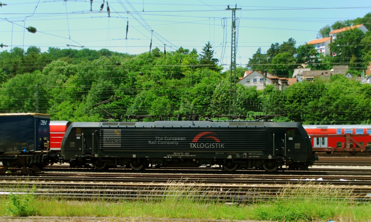 ES 64 F4-023, TX, aufgenommen am 08.06.14, in Treuchtlingen.
