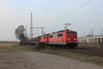 151 147-6 und 151 004-9 mit einem G�terzug Richtung Troisdorf am 06.04.13 in Porz-Wahn