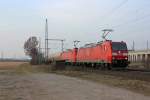 185 054-3 und 185 047-8 mit einem G�terzug Richtung Troisdorf am 06.04.13 in Porz-Wahn