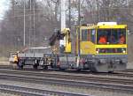 Sonstige/115757/ein-gleisbaufzg-der-fa-robel-in Ein Gleisbaufzg der Fa. Robel in DB-Netz Diensten in Kln West am 17.01.2011