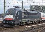 ES 64 U2-026 kommt mit dem IC 2046 aus Hannover in Kln Hbf an (28.03.2010)