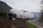 03 1010 als Zug 902 von Koblenz nach Kln Messe/Deutz am 17.03.2013 bei Erpel(Rhein).