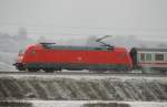 101 029-7, aufgenommen bei einer Fahrt im Schneetreiben, am 13.12.09, Strecke Augsburg-Ulm, kurz vor Burgau.