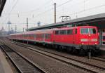BR 111/256902/111-146-7-am-re9-verstaerkerzug-nach 111 146-7 am RE9 Verstrkerzug nach Siegen in Kln Messe/Deutz am 03.04.2013