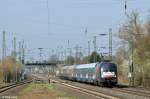 182 530-6 und 182 534-8 mit dem HKX 1802 von Hamburg-Altona nach Kln Hbf am 14.04.2013 in Angermund.