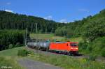 BR 185/441939/185-251-6-mit-einem-gueterzug-am 185 251-6 mit einem Güterzug am 16.07.2015 im Sinntal zwischen Vollmerz und Sterbfritz.
