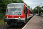 Nach meinem kurzen Trip ber die Nebenbahn nach Gersfeld (Rhn) entstand das Bild in den dortigen Bahnhof am 28.07.2010.