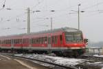Ein Wittenberger Kopf der Baureihe 480 verlsst am 2.12.10 den Rdesheimer Bahnhof gen Wiesbaden.