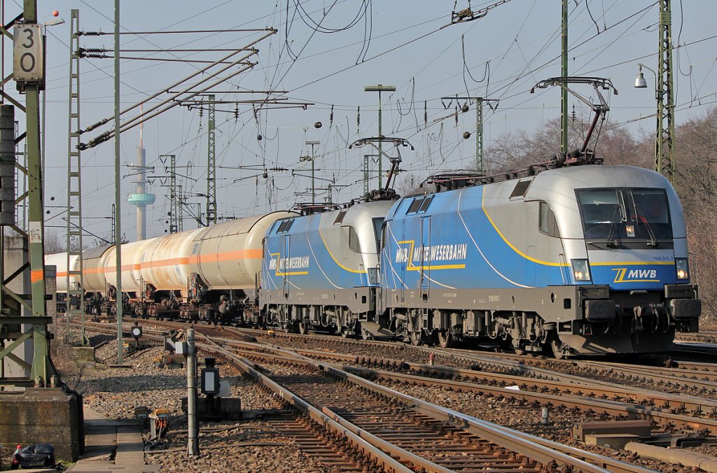 1116 911 und 1116 912 der MWB in DT mit Gaskesselzug in Gremberg am 01.03.2011