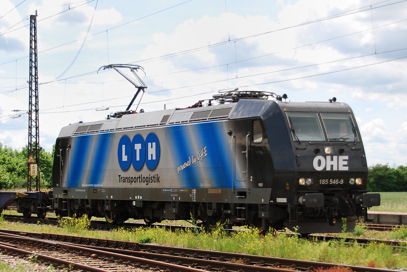 185 546-9, OHE-LTE, aufgenommen am 13.06.11, bei der Durchfahrt durch Gersthofen.
