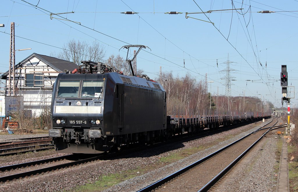 185 557-6 der CFl Cargo in Ratingen-Lintorf am 07.03.2011
