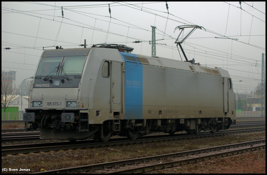 185 673-1 (Railpool/Floyd) in Krefeld-Linn am 21.12.2012. 