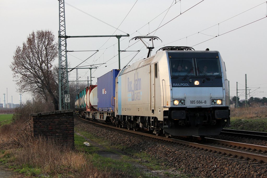 185 684-8 der Rurtalbahn Cargo/Railpool in Porz Wahn am 20.03.2012, Gruß an den Tf !!