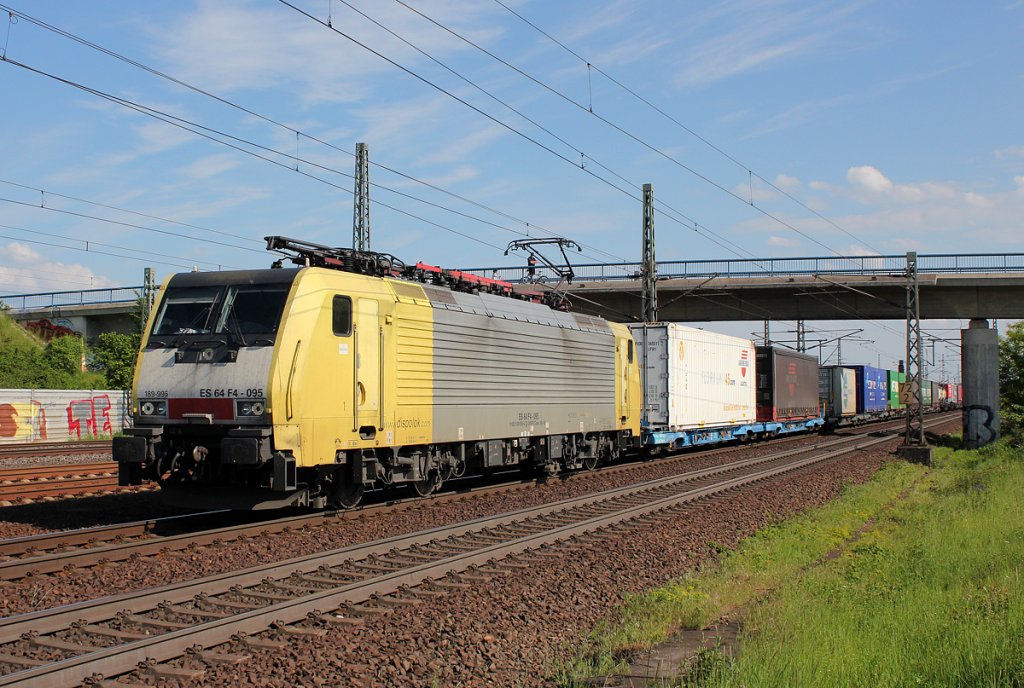 189 995 / ES 64 F4-095 bei Porz(Rhein) am 28.05.2013