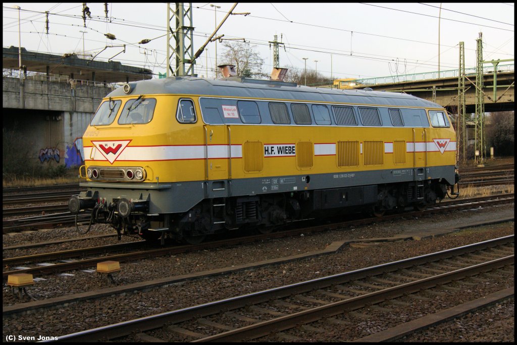 216 122-2 (H.F Wiebe)  Lok 10  in Hamburg-Harburg am 28.12.2012. 