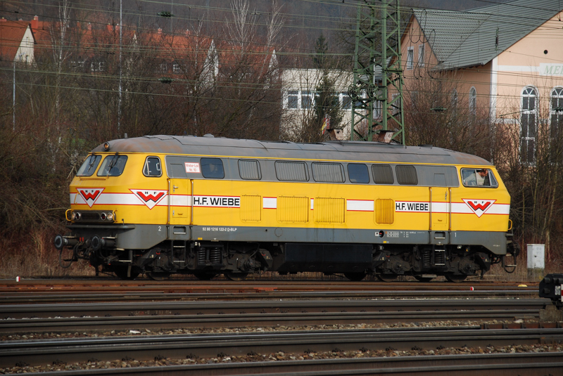 216 122-2, Wiebe, aufgenommen beim Umsetzen im Bahnhof Treuchtlingen, am 19.03.11.