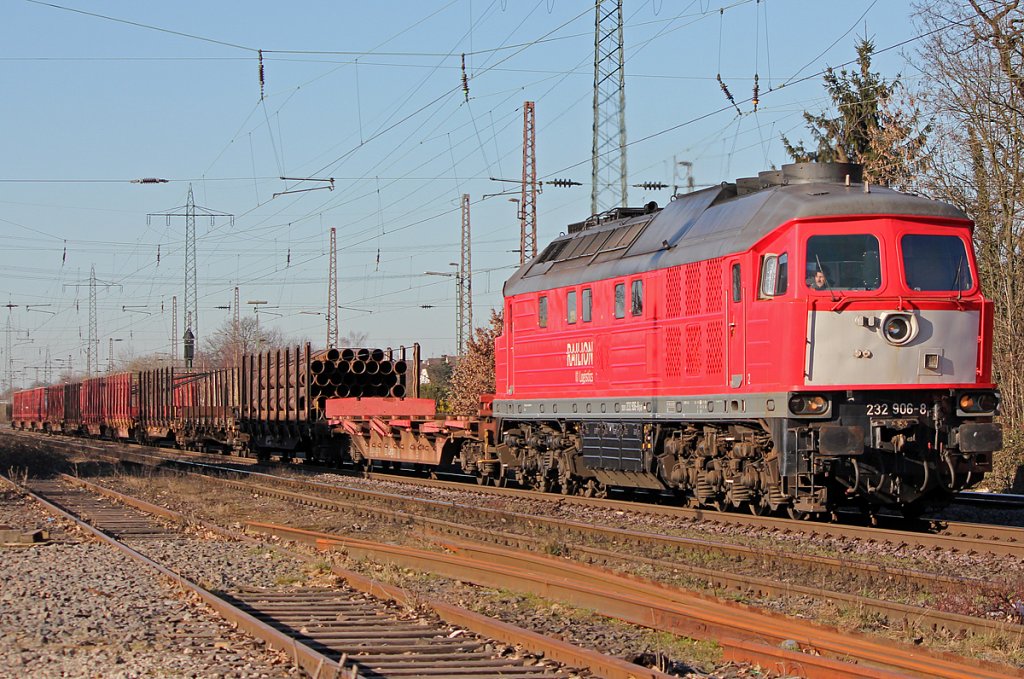 232 906-8 mit kurzem Gz in Ratingen-Lintorf am 07.03.2011