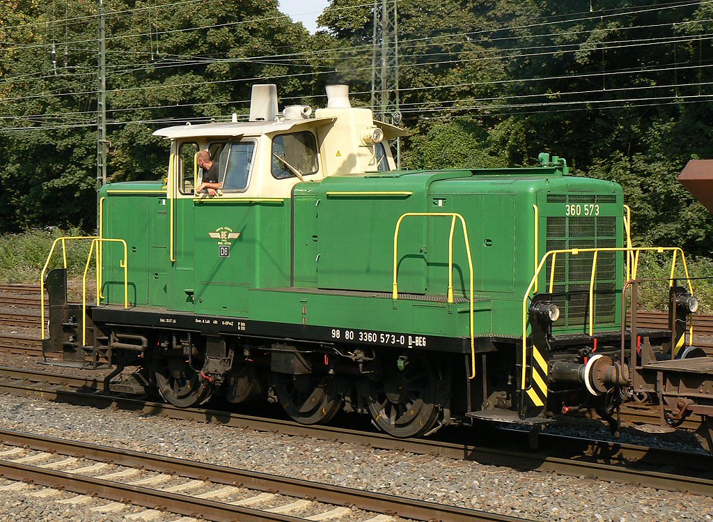 360 573-0 der Brohltalbahn in Kln West, Sommer 2009