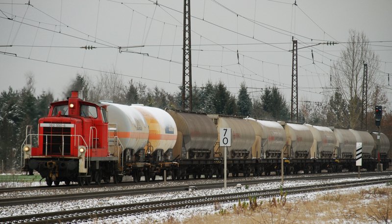 362 550-6, aufgenommen am 14.12.09, bei der Durchfahrt durch Gersthofen, Strecke Donauwrth-Augsburg.