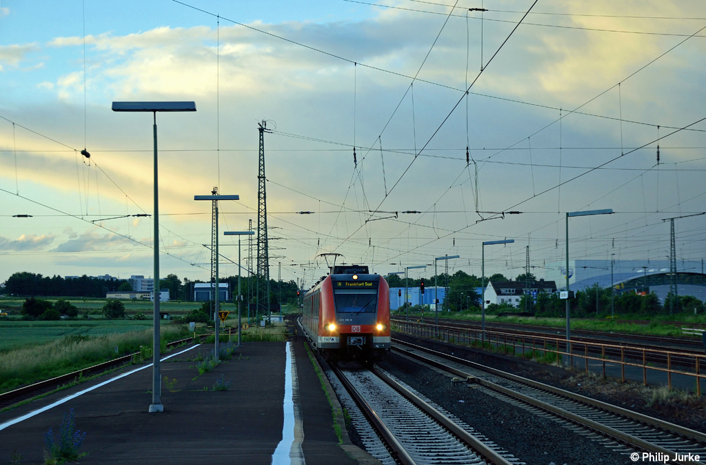 423 392-0 als S6 nach Frankfurt Sd am 08.06.2012 in Bad Vilbel.