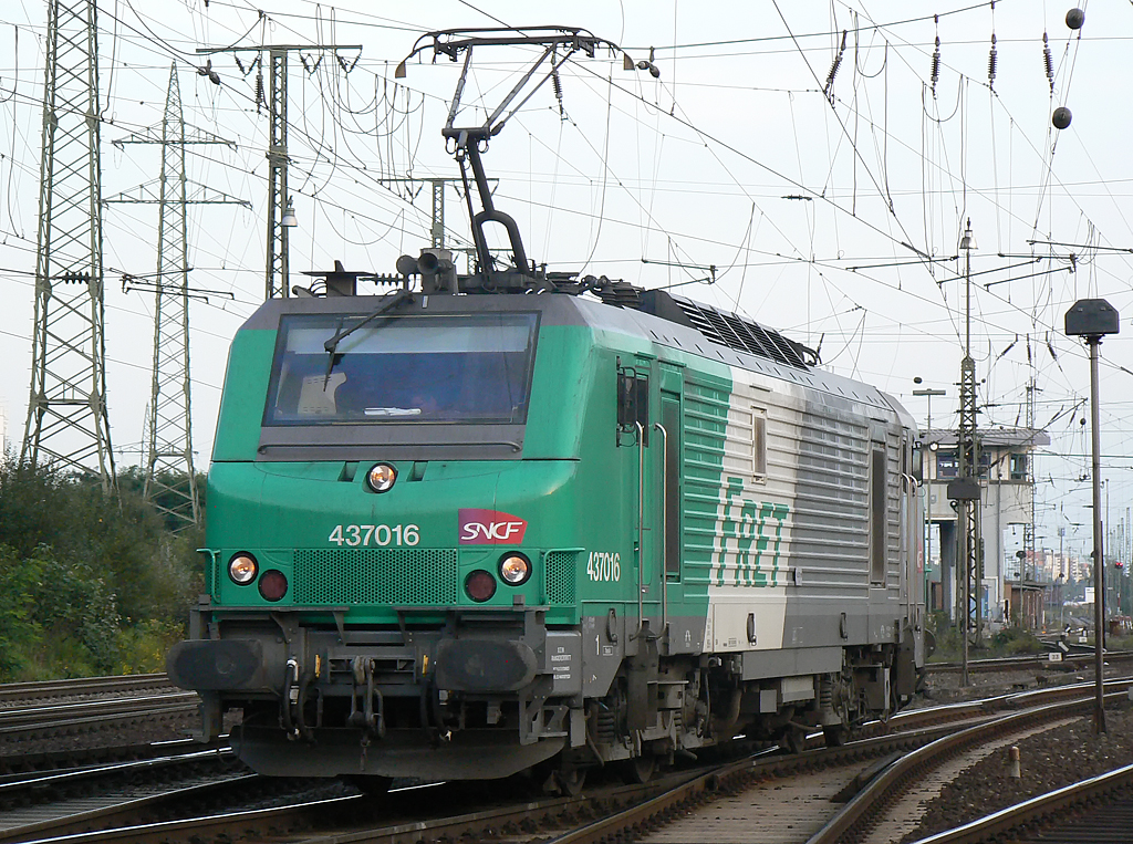 437016 der SNCF/FRET Lz in Gremberg am 29.09.2010