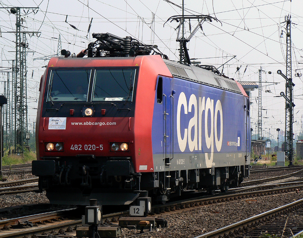 482 020-5 in Gremberg am 23.06.2010