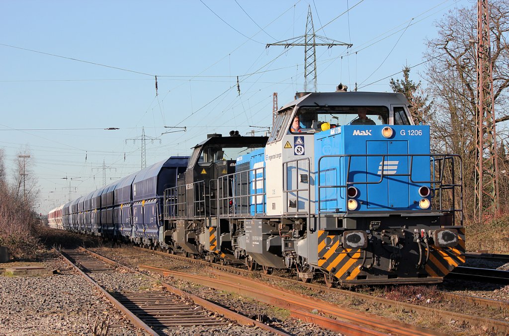 D05 der Regental Cargo mit MRCE G1206 und Kalkzug in Ratingen-Lintorf am 07.03.2011