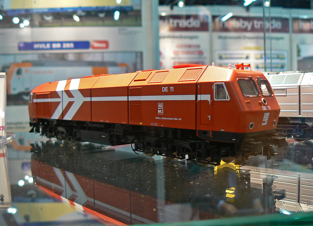 DE11 der HGK in 1/87 , gesehn auf der Modellbahnmesse in Kln am 19.11.2010